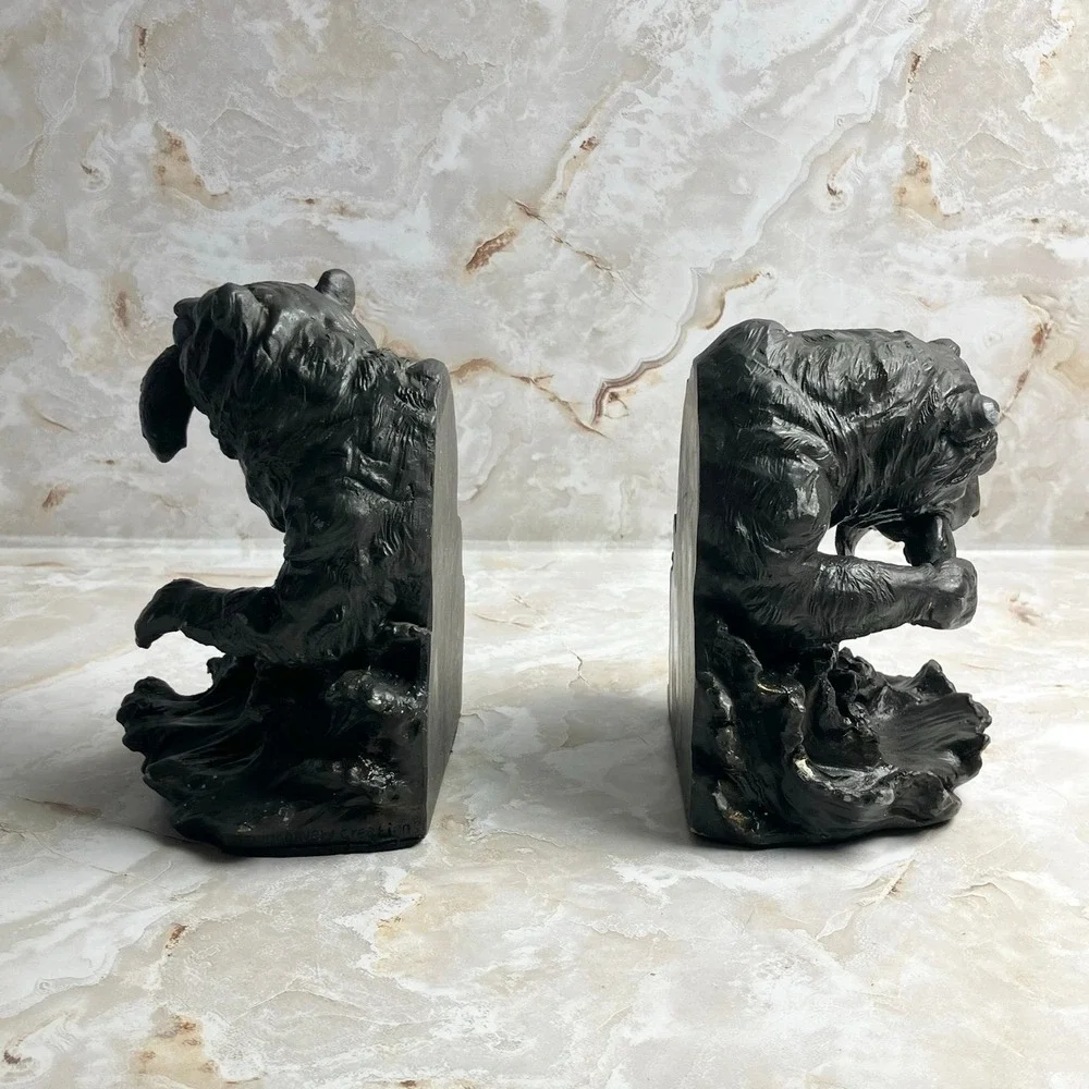 2000 Avery Creations Grizzly Bear Fishing Bookends Molded Resin Faux Bronze